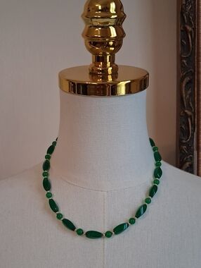 Green Glass Bead Necklace Silver Tone Chain Minimalist Layering Necklace OS